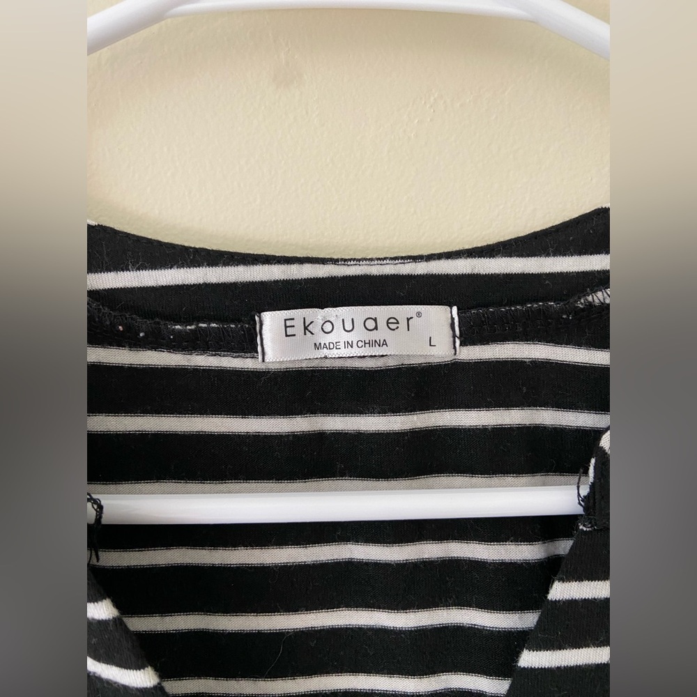 ✨3/$10✨ Ekouaer 3/4 Sleeve Striped Sleep Dress - Picture 5 of 7